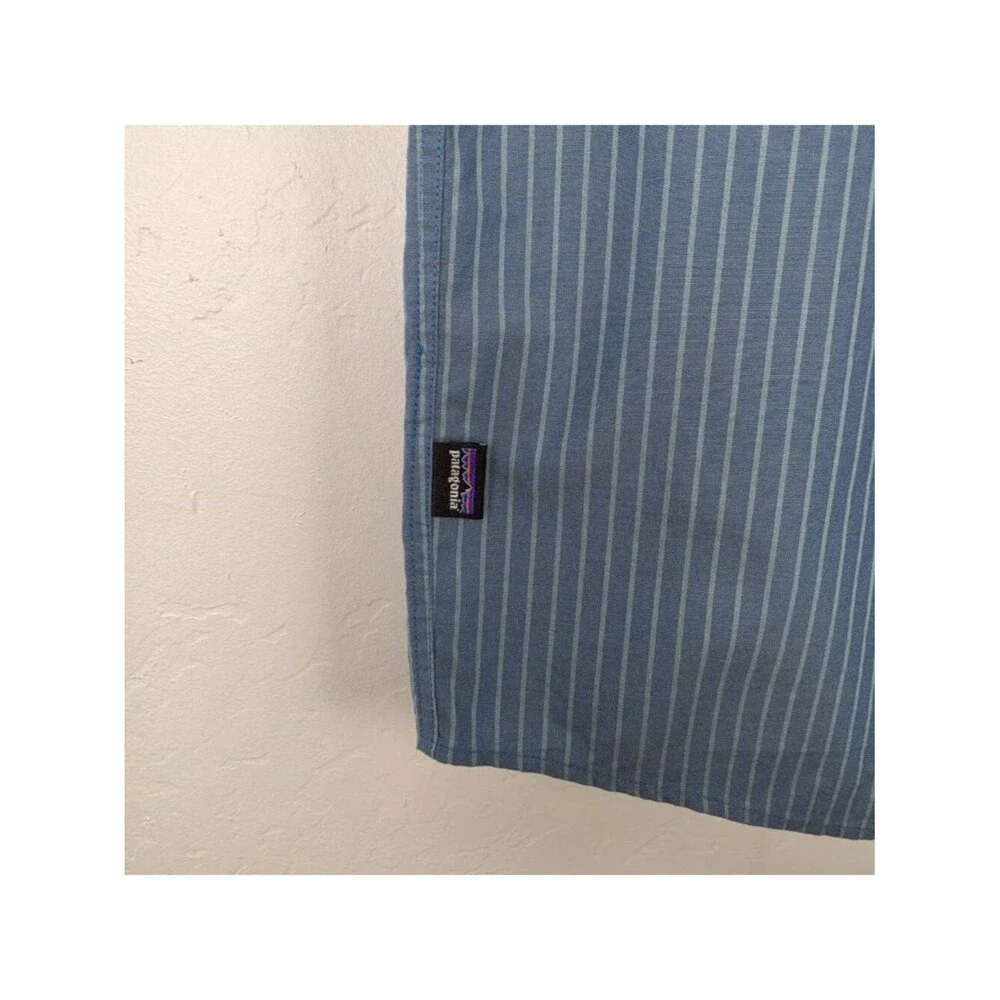 Patagonia Fezzman Button Shirt Short Sleeve Organic Cotton Striped Blue Size M